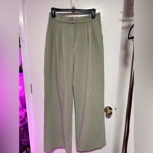 A&F Sloane Tailored Pant
654984820